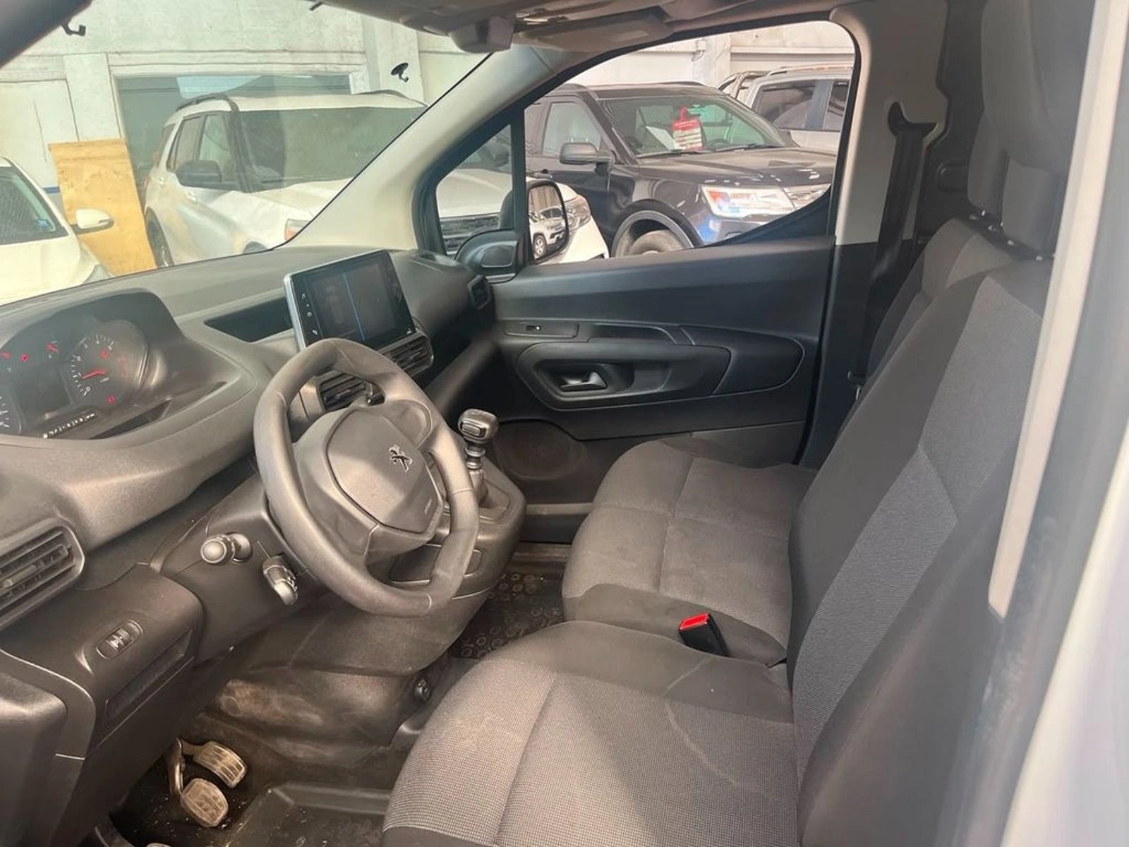 Peugeot PARTNER L1 BlueHDi 100 2024 - Imagen 12 de 15
