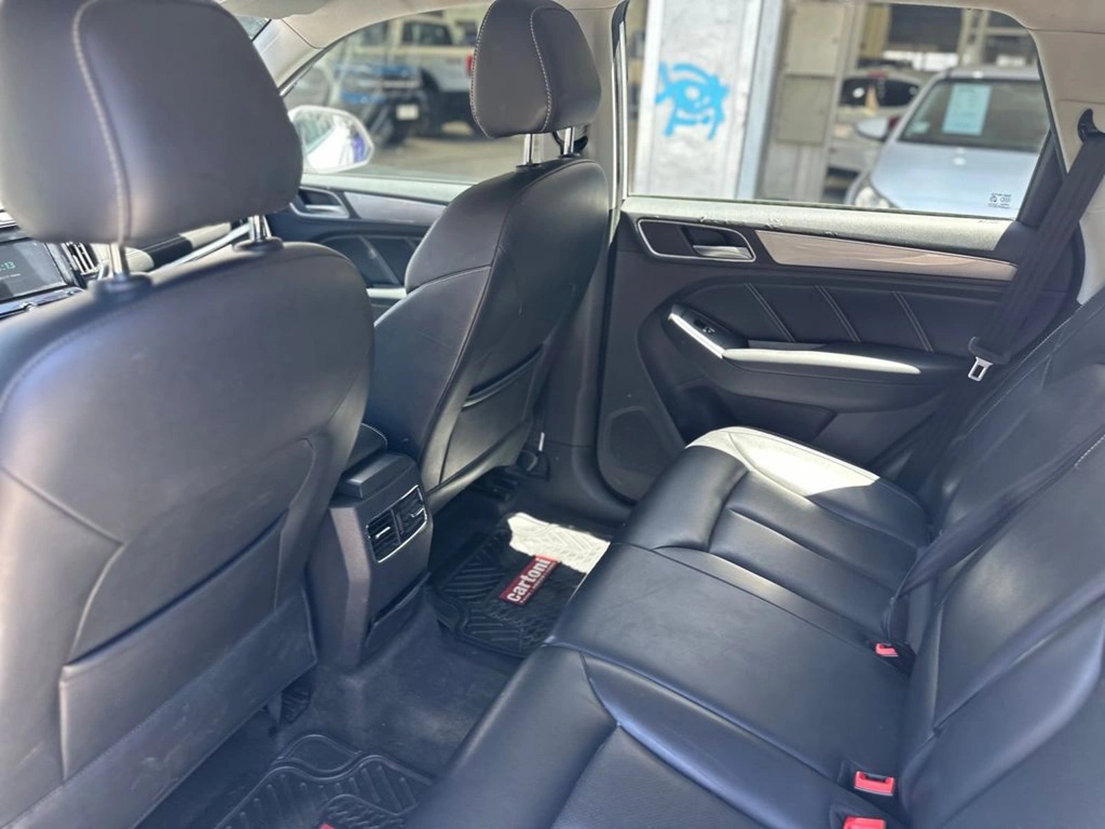 MG RX5 1.5T STD 2023 - Foto 5 de 8