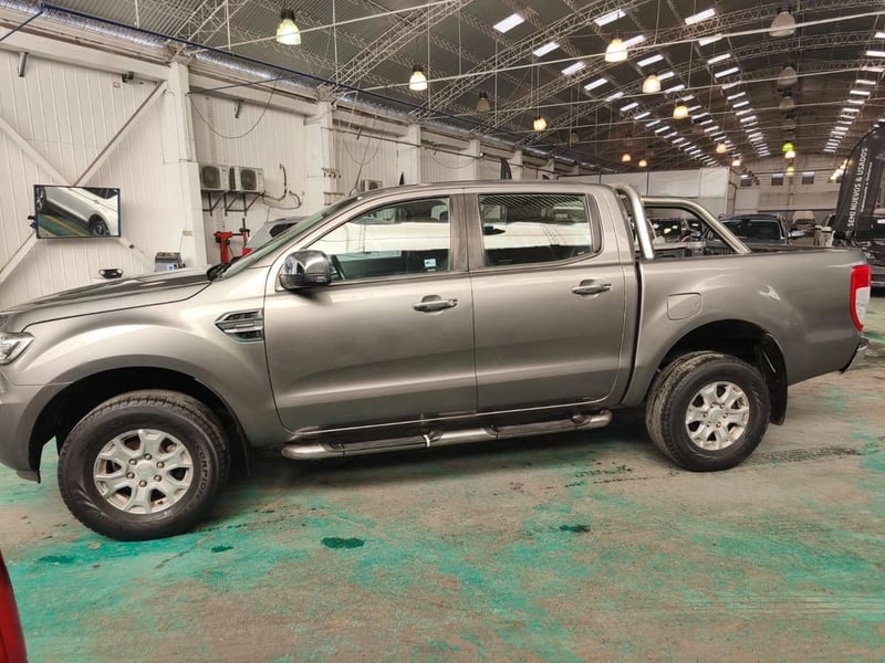 Ford RANGER 2.5 XLT 4X2 DOB. CAB. MT 4P 2019 - Imagen 8 de 14