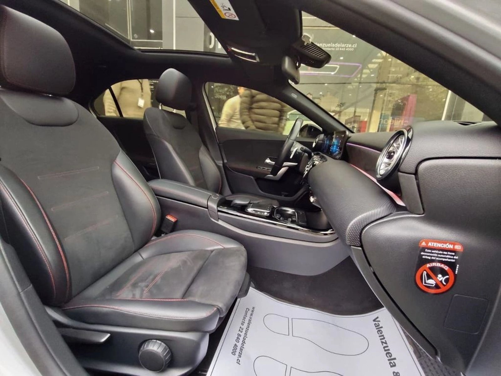 MERCEDES-BENZ A 250 2.0 HB AT 2021 - Imagen 10 de 20