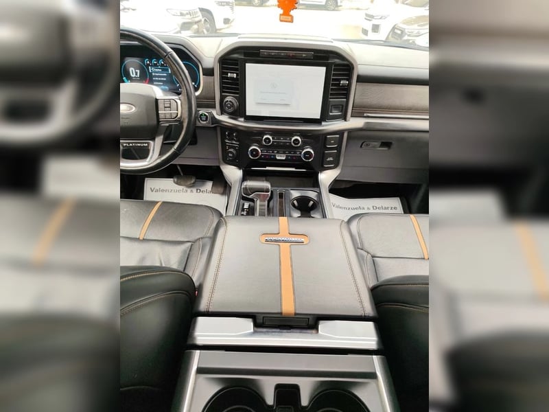 Ford F-150 Platinum 4WD AT 2023 - Imagen 16 de 17