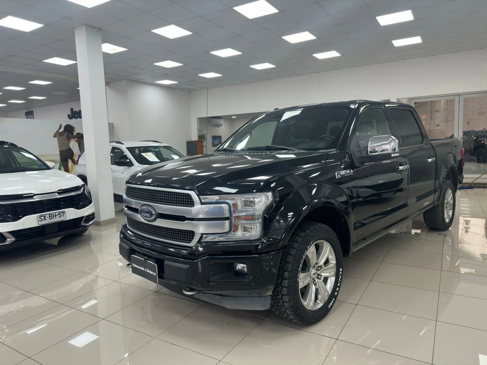 Ford F-150 3.5 PLATINUM 4X4 CC DOB. CAB. AT 4P 2021 - Foto 4 de 16