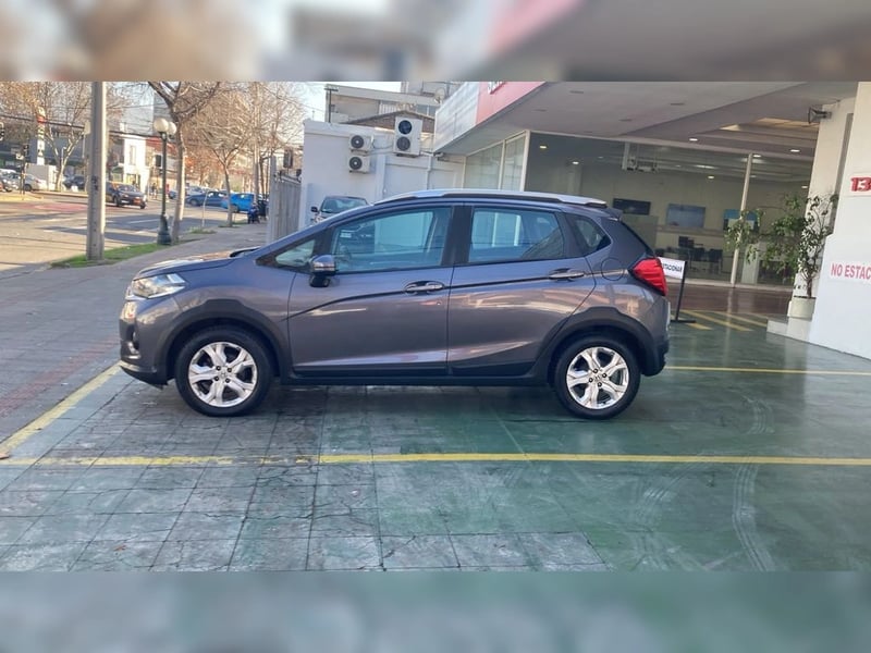 Honda WR-V LX 2020 - Imagen 5 de 9