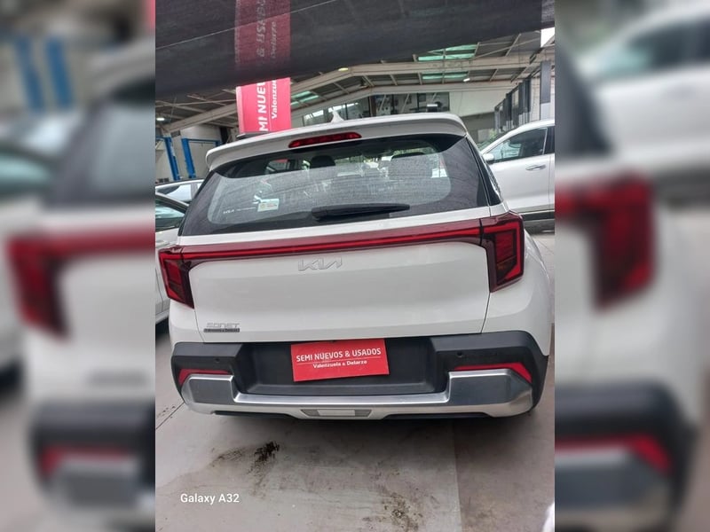 Kia SONET EX 1.5L 6MT (2373) 2025 - Imagen 4 de 10