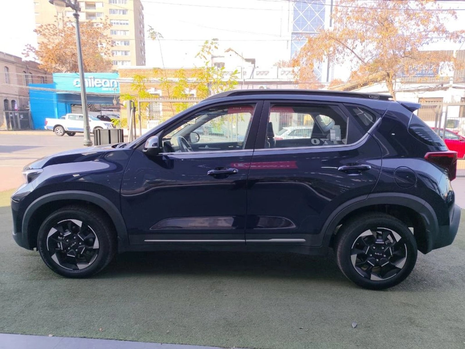 Kia SONET EX 1.5L 6MT FULL(2111) 2024 - Imagen 8 de 17