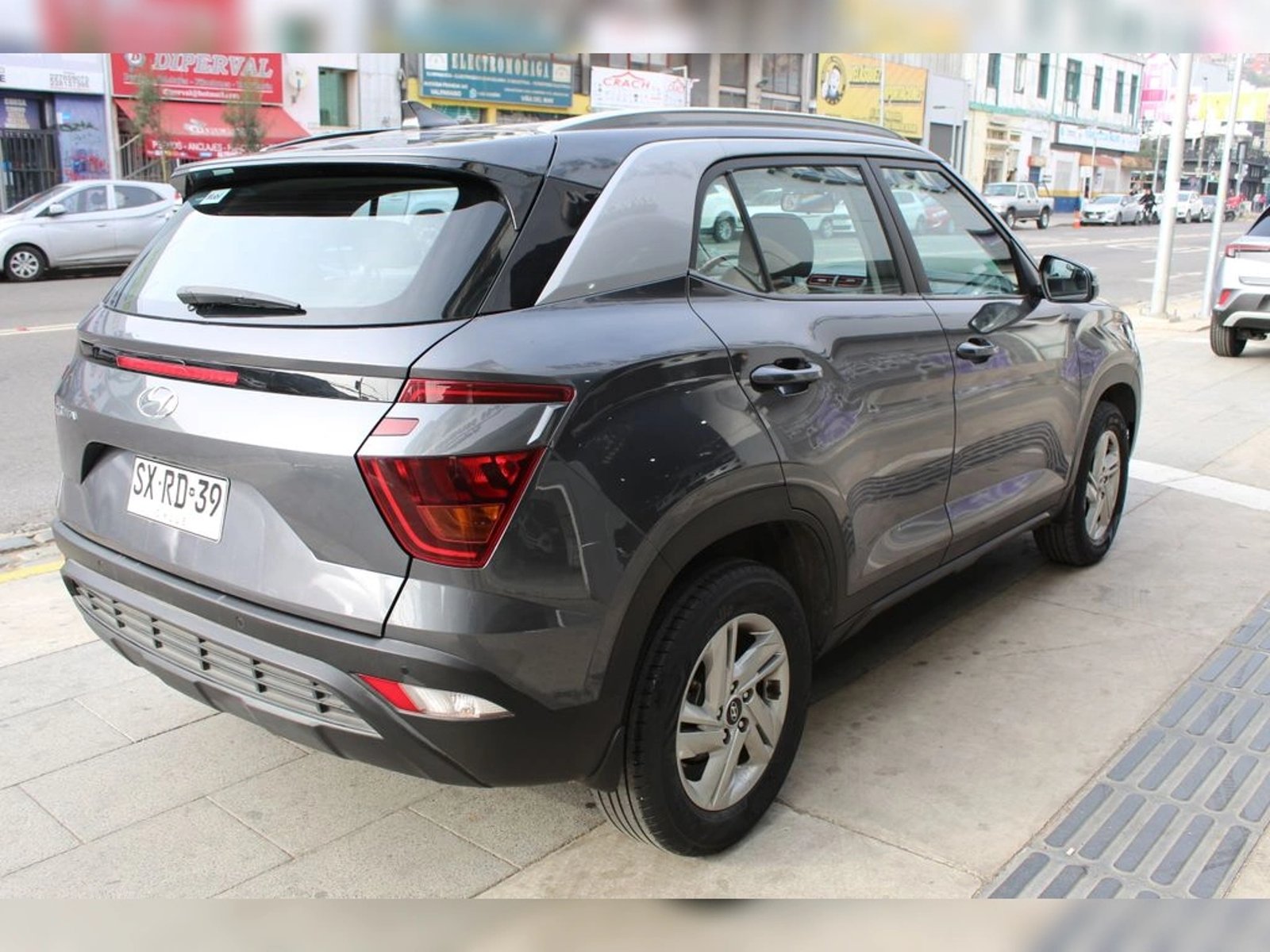 Hyundai CRETA SU2I 1.5 2023 - Foto 4 de 12