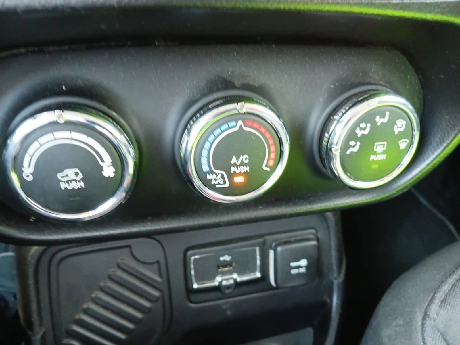 JEEP RENEGADE LX SPORT 1.7 2018 - Imagen 15 de 20