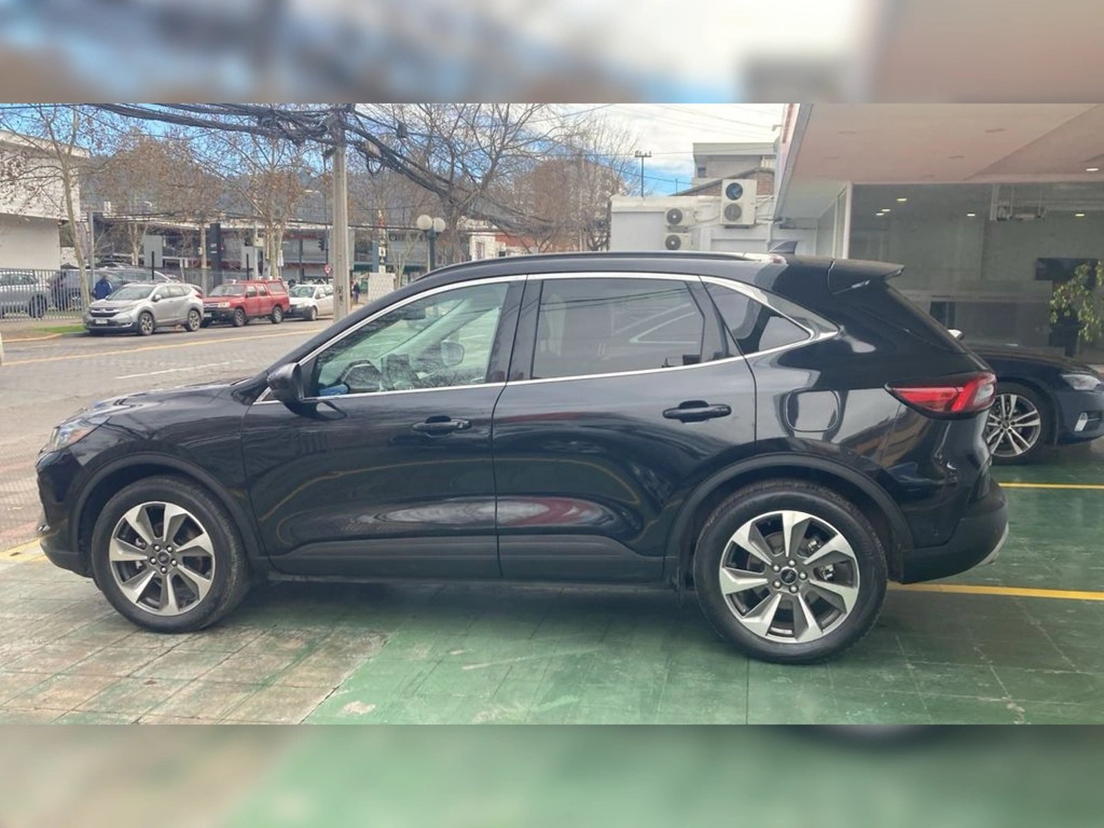 Ford ESCAPE 4X4 2.0 AUT 2024 - Imagen 7 de 11