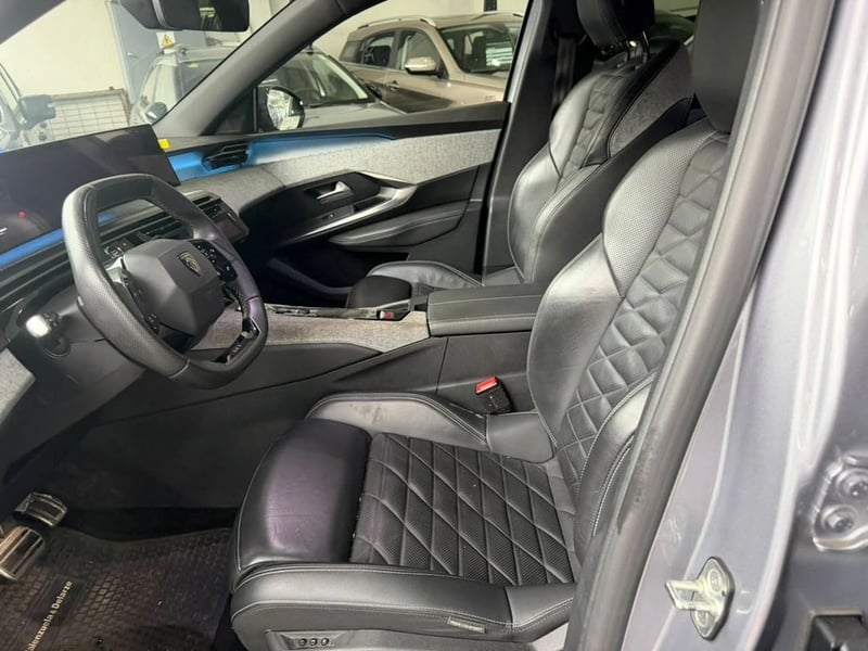 Peugeot 3008 GT 1.2 AUT 2025 - Imagen 6 de 11