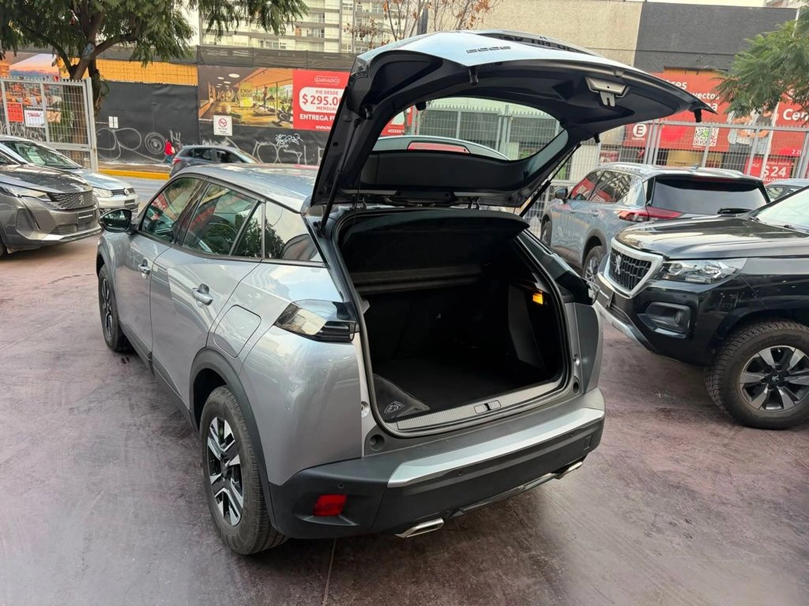 PEUGEOT 2008 Active Pack Puretech 130 2024 - Imagen 7 de 17