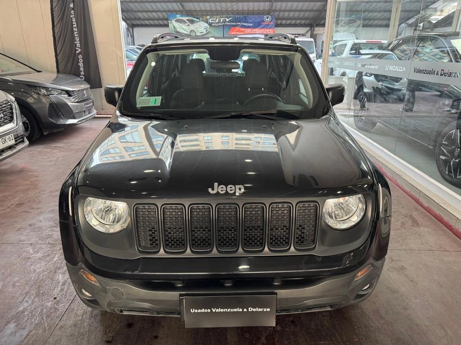 Jeep RENEGADE SPORT 1.8 2022 - Foto 2 de 15