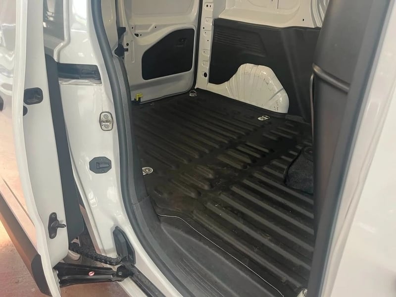 Peugeot PARTNER L1 BlueHDi 100 2024 - Imagen 11 de 15