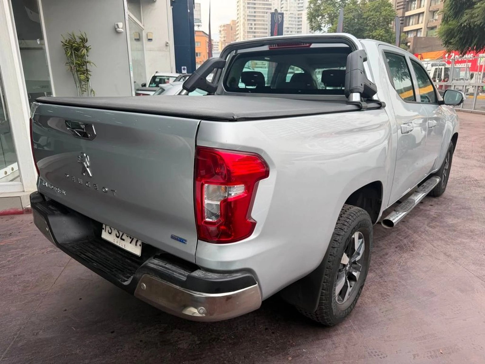 Peugeot LANDTREK Active BlueHDi 180 4x4 AT 2025 - Imagen 4 de 11
