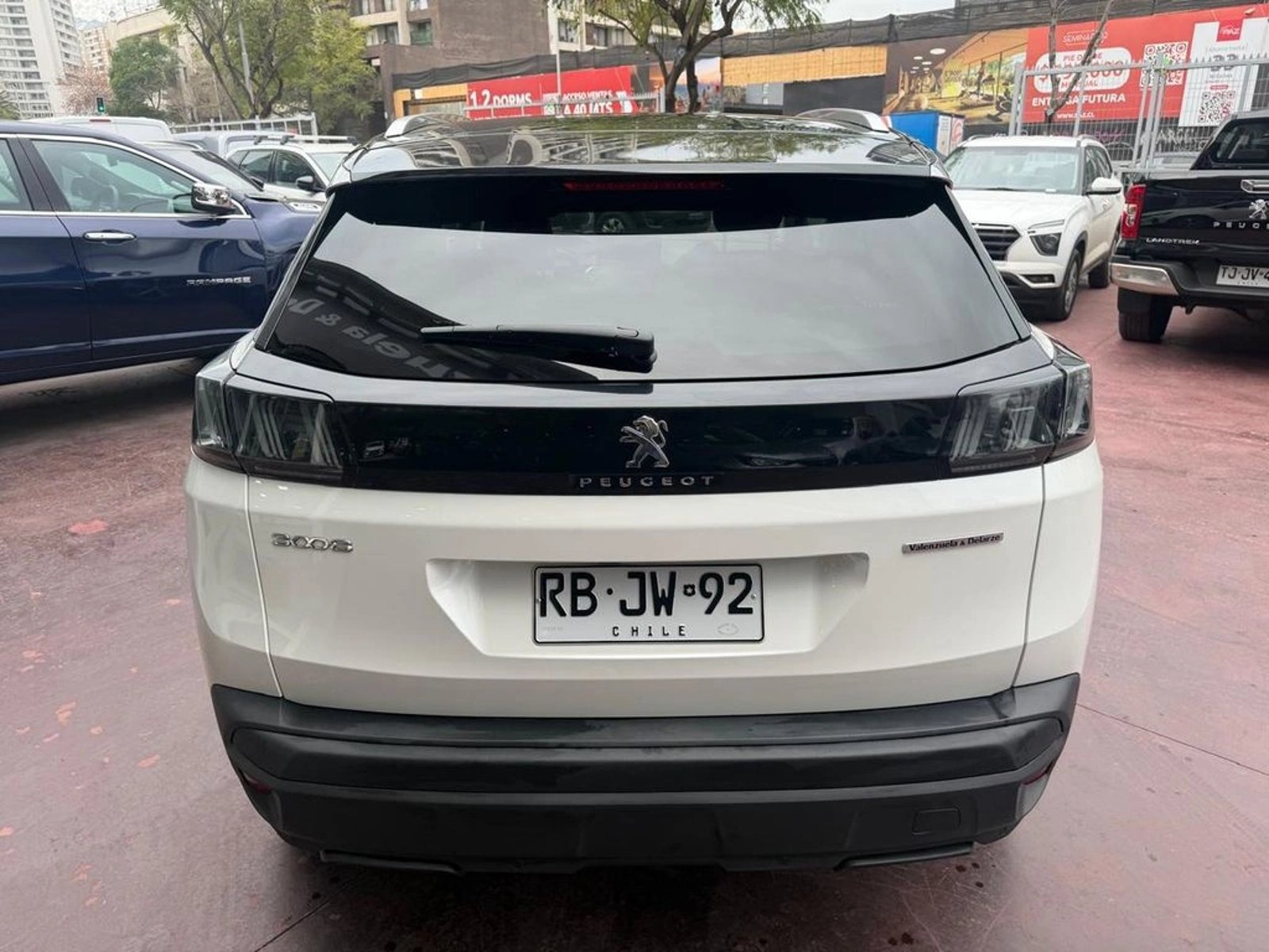 Peugeot 3008 ALLURE BLUE HDI HP 1.5 AUT 2021 - Foto 5 de 12