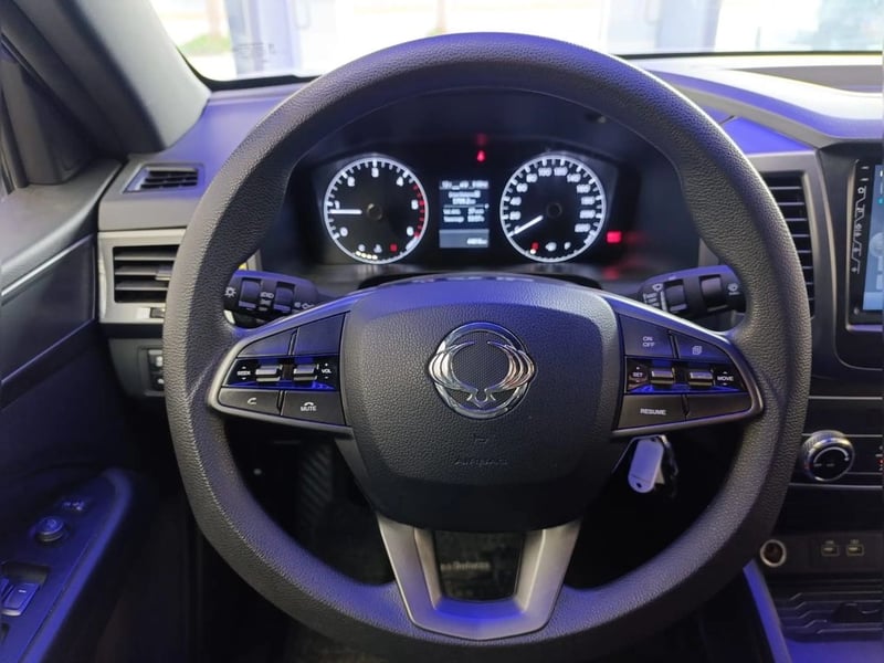 SsangYong GRAND MUSSO 2.2 4X2 MT FULL-QL612 2024 - Imagen 12 de 20