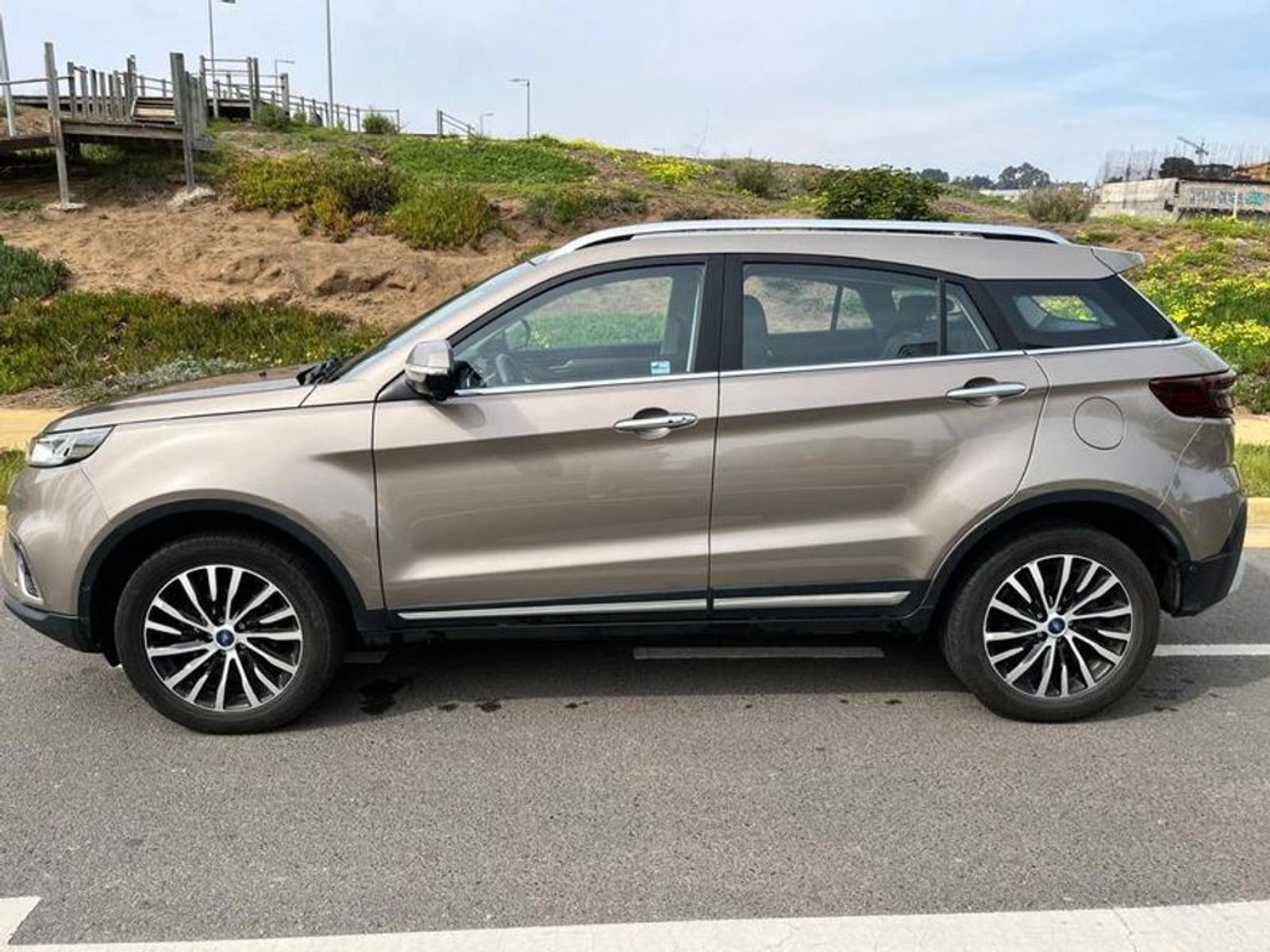 Ford TERRITORY Titanium 1.5L AT 2023 - Foto 4 de 5