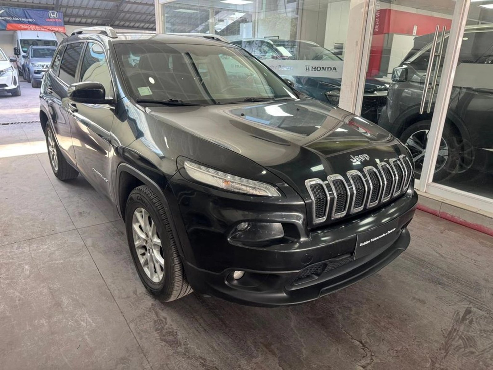 Jeep CHEROKEE LONGITUD 4X4 2.4 2017 - Foto 3 de 12