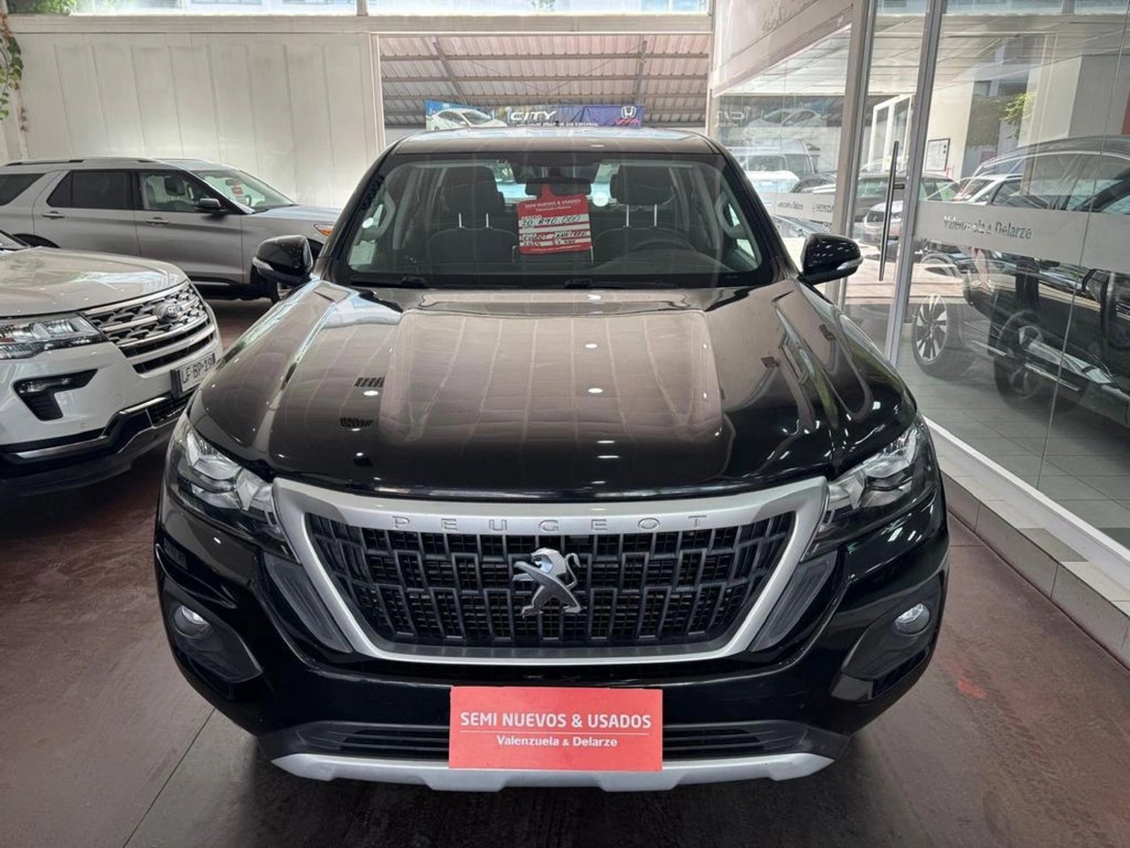 Peugeot LANDTREK Active BlueHDi 180 4x2 2024 - Foto 2 de 11