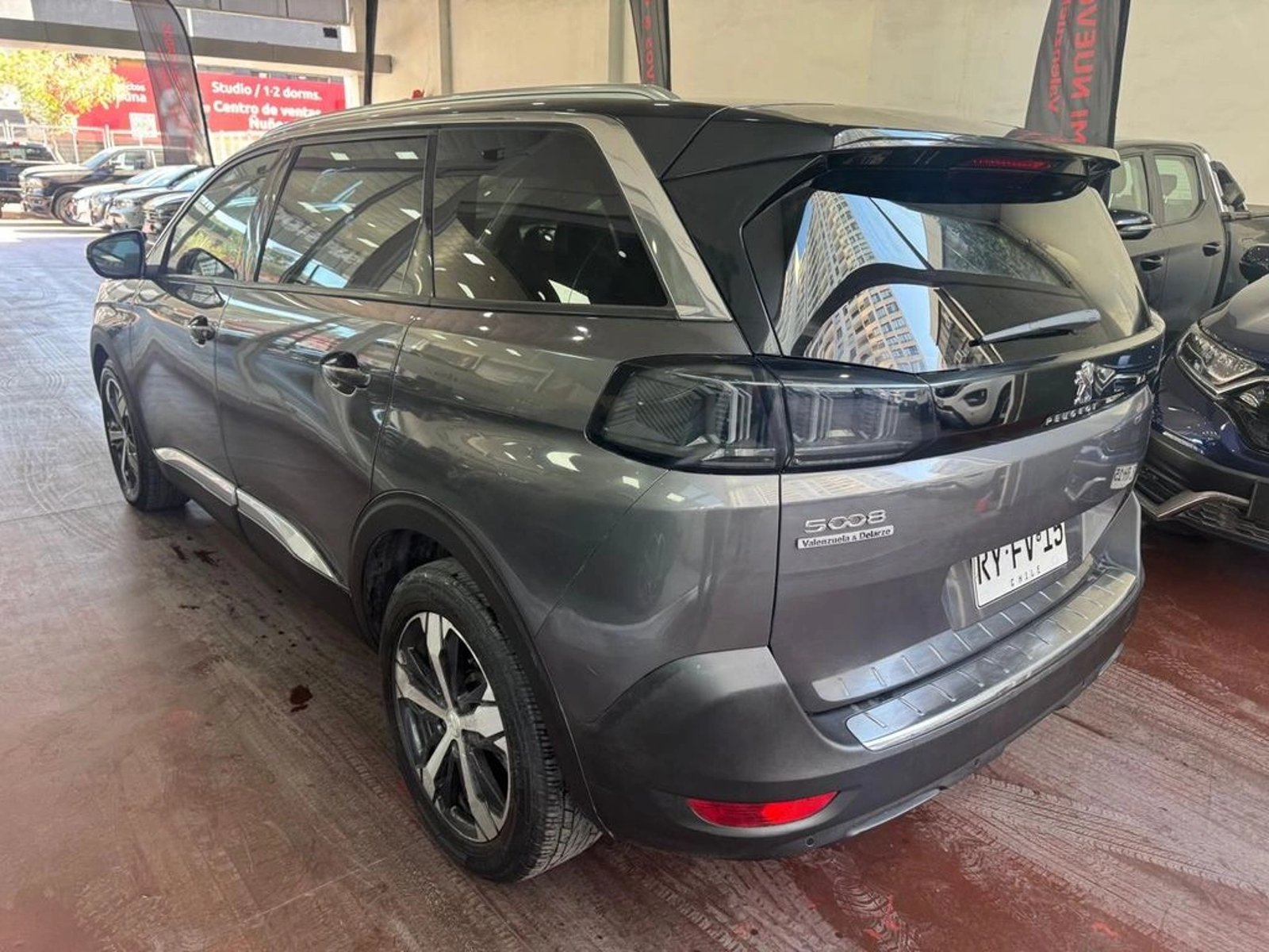 PEUGEOT 5008 Allure Pack 2022 - Imagen 6 de 18