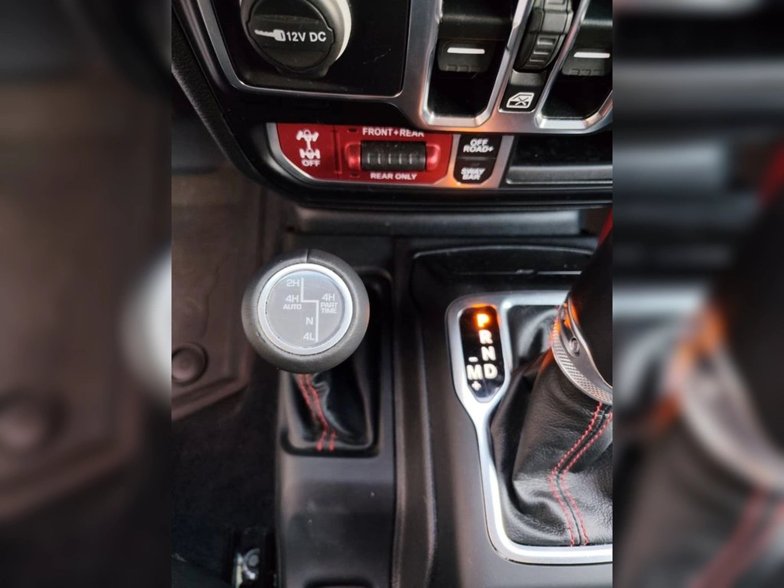 Jeep GLADIATOR RUBICON 2024 - Imagen 12 de 15