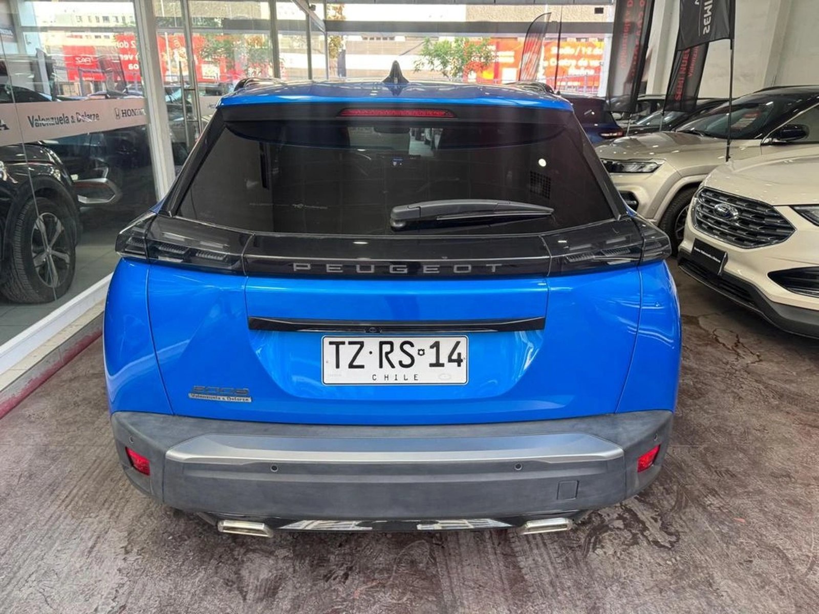 Peugeot 2008 MCA Allure Pack Puretech 130 2025 - Foto 5 de 12