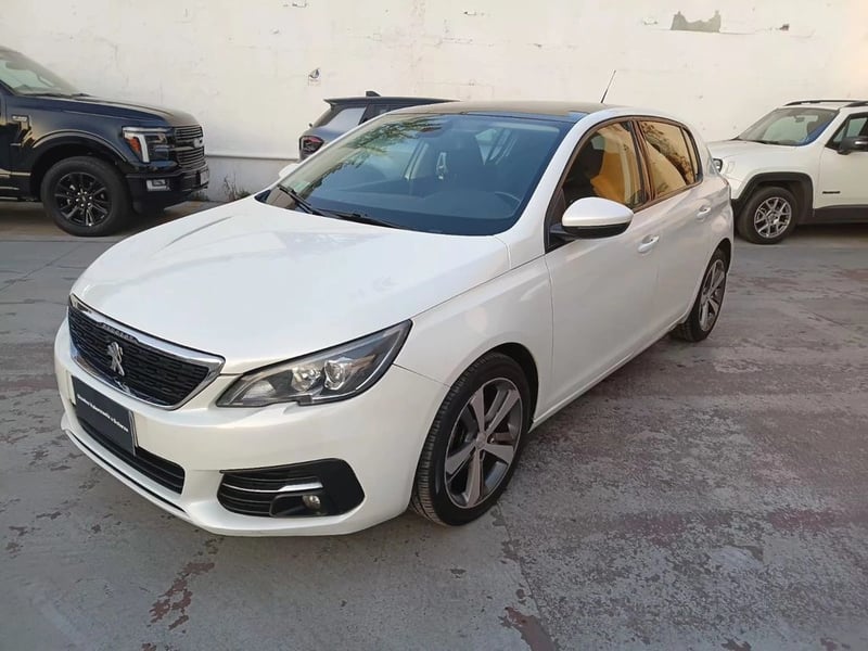 Peugeot 308 Allure pack 1.6 BlueHDi 120 HP 2018