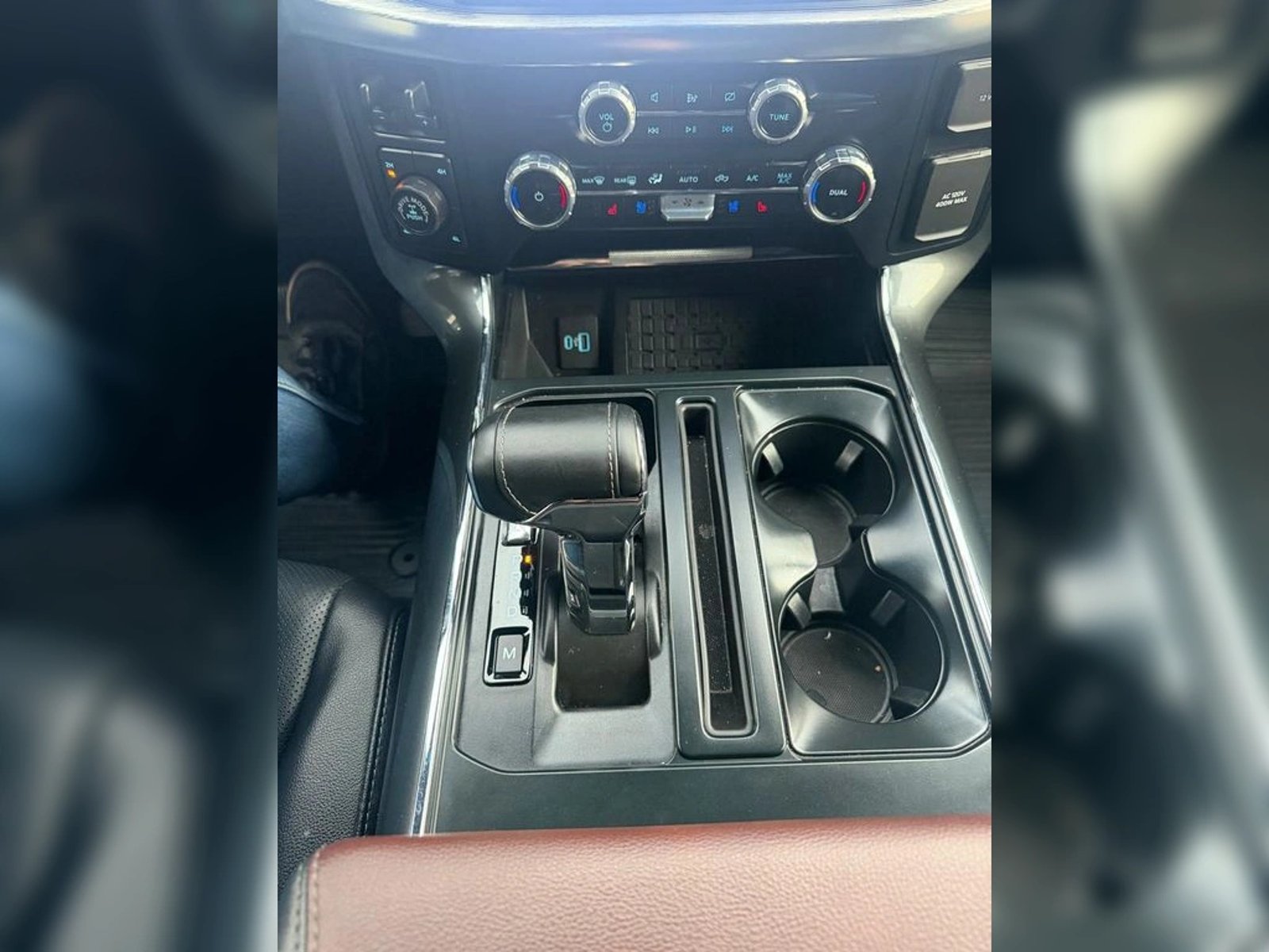Ford F-150 5.0 LARIAT SPORT CC DOB. CAB. 4X4 AT 4P 2024 - Imagen 11 de 14
