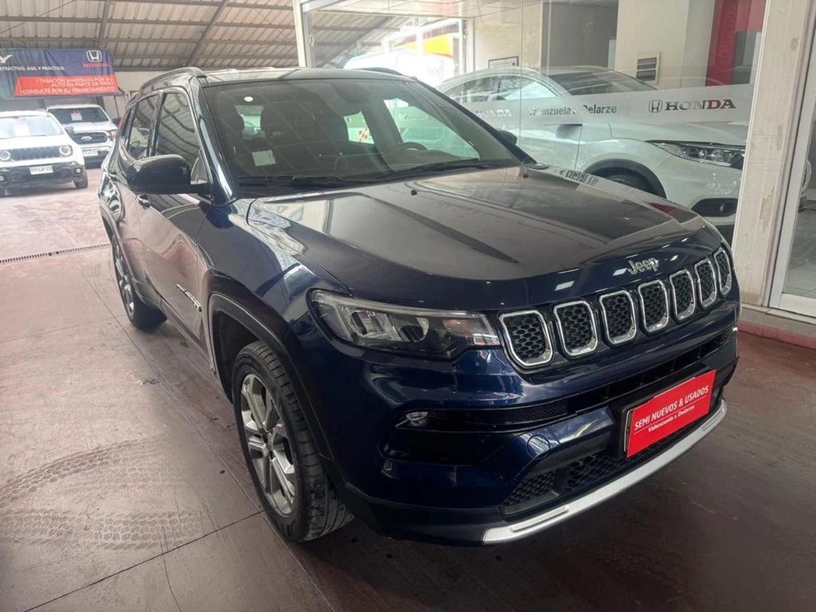 Jeep COMPASS Longitud 1.3 2023 - Foto 3 de 12