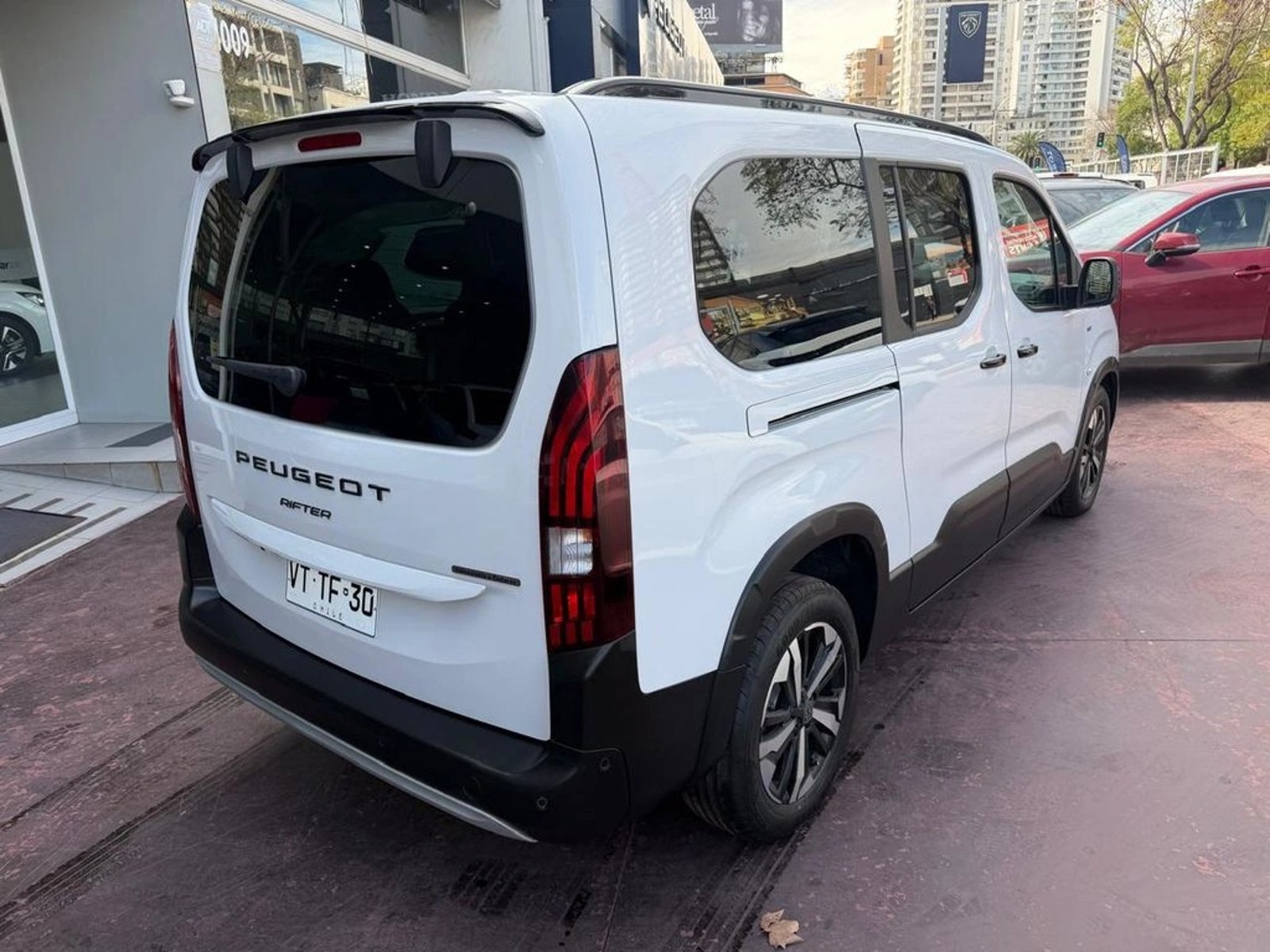 Peugeot RIFTER MCA GT Diesel 130hp AT 2026 - Foto 4 de 15