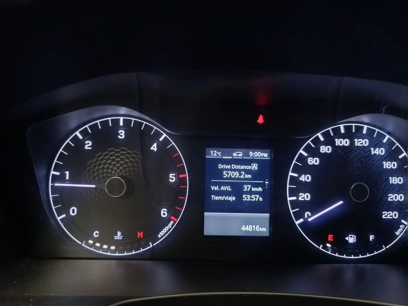 SsangYong GRAND MUSSO 2.2 4X2 MT FULL-QL612 2024 - Imagen 17 de 20