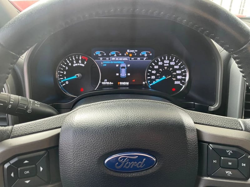 Ford EXPEDITION XLT 2020 - Imagen 10 de 17