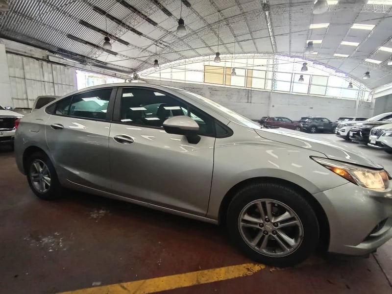 Chevrolet CRUZE 1.8 LS 2017 - Imagen 4 de 14