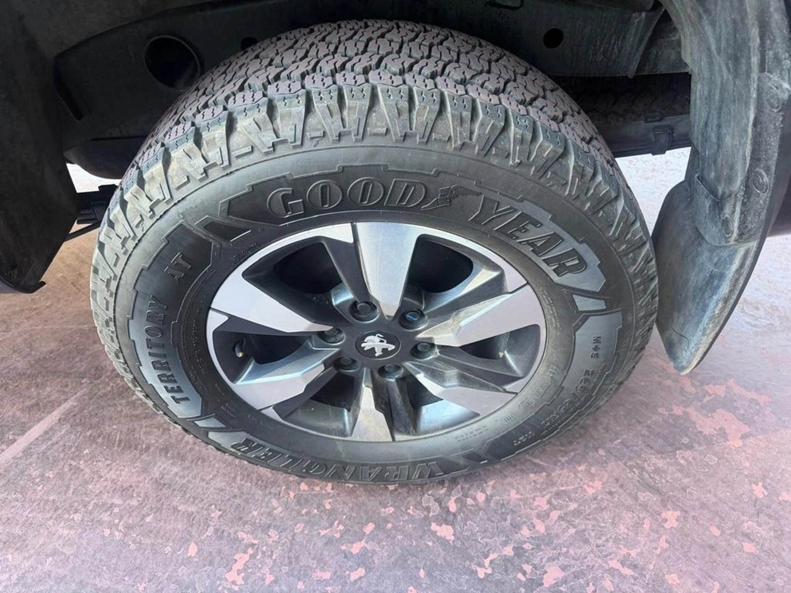 Peugeot LANDTREK Active BlueHDi 180 4x4 AT 2024 - Imagen 7 de 13
