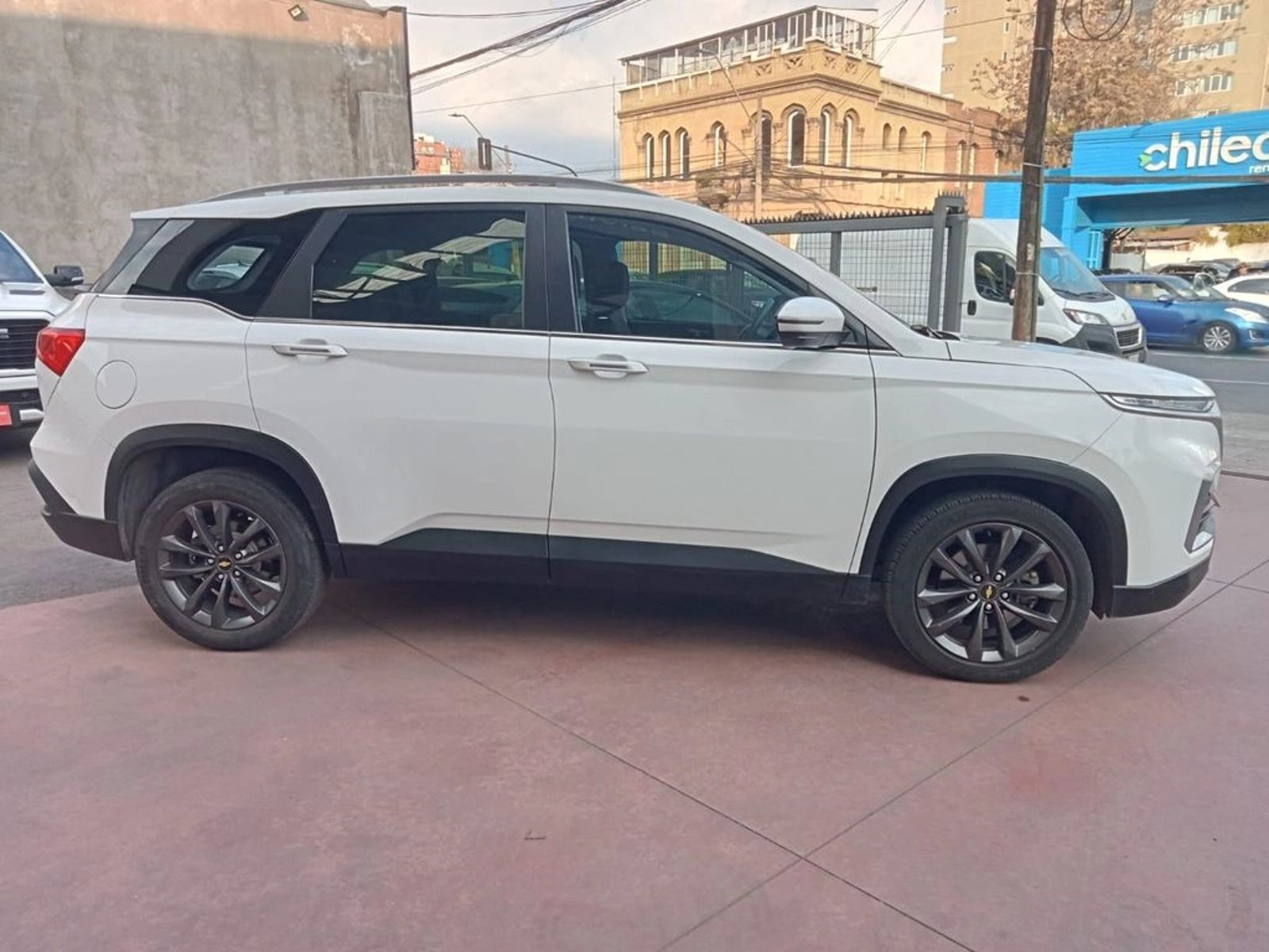 Chevrolet CAPTIVA 1.5 LTZ CVT P 2024 - Foto 4 de 19
