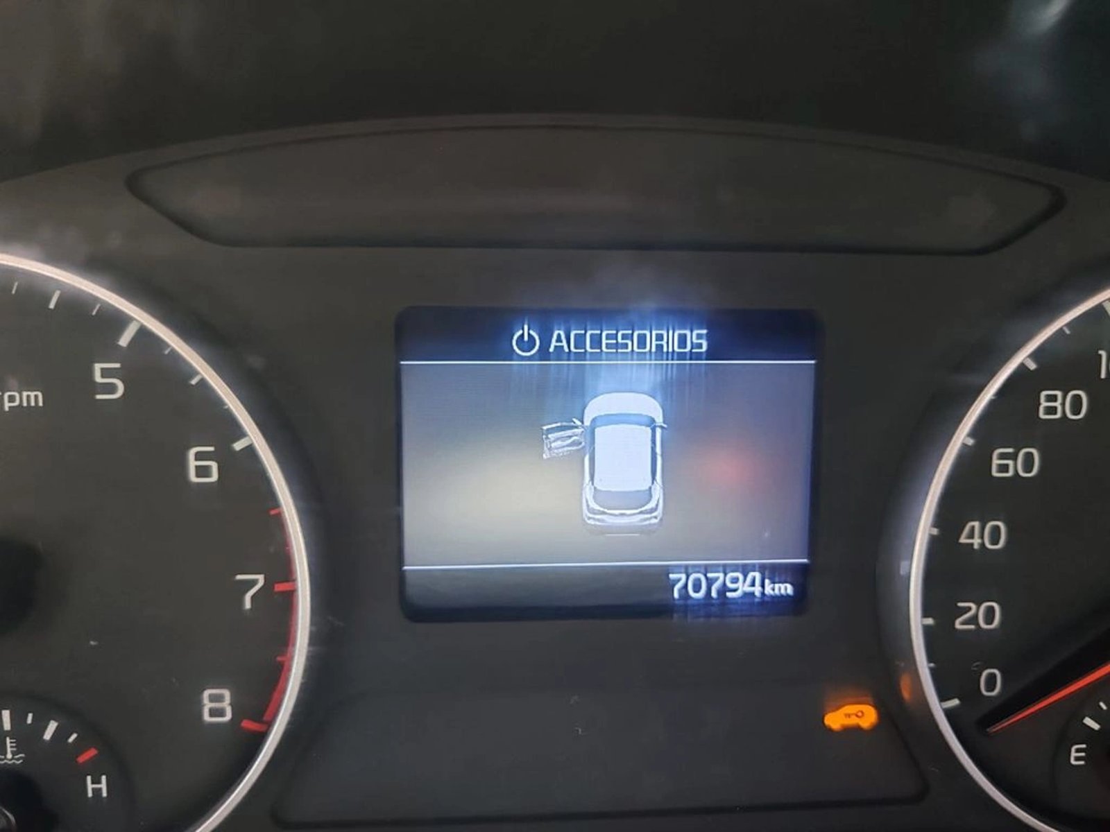 Kia SELTOS EX 1.6L 6MT (2160) 2021 - Foto 5 de 8