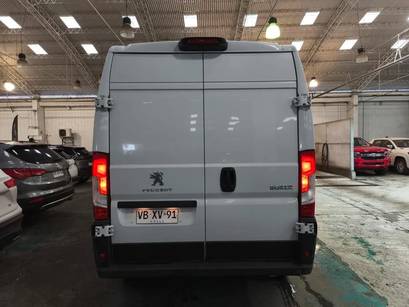 Peugeot BOXER Furgón  L2H2 BlueHDi 165 2025 - Imagen 6 de 15