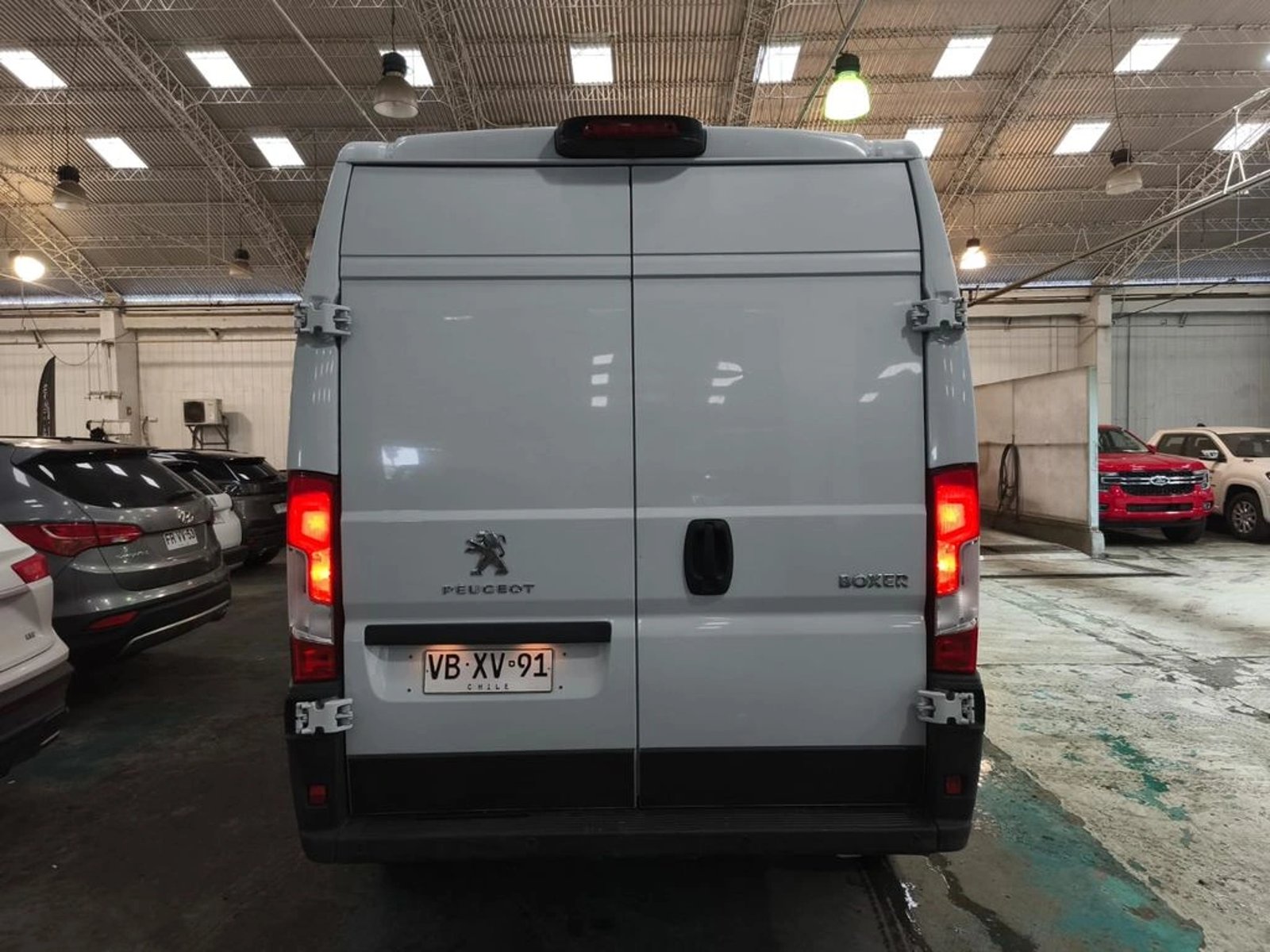 Peugeot BOXER Furgón  L2H2 BlueHDi 165 2025 - Imagen 6 de 15