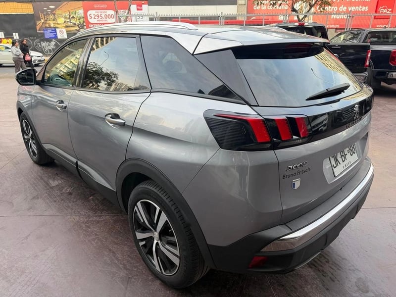 Peugeot 3008 Active 1.6 BlueHDi 120HP MT E6 2017 - Imagen 6 de 13
