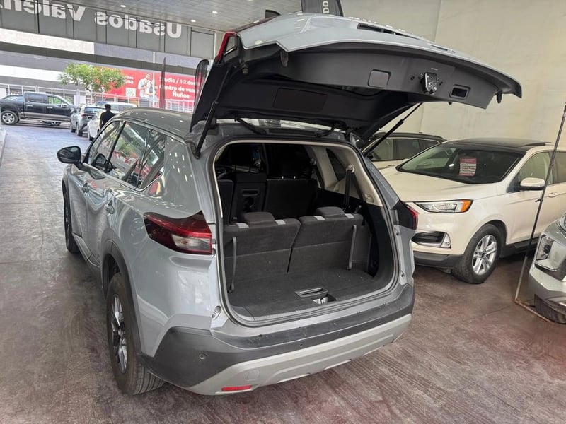 Nissan X-TRAIL 4X2 2.5 AUT 2025 - Imagen 7 de 12