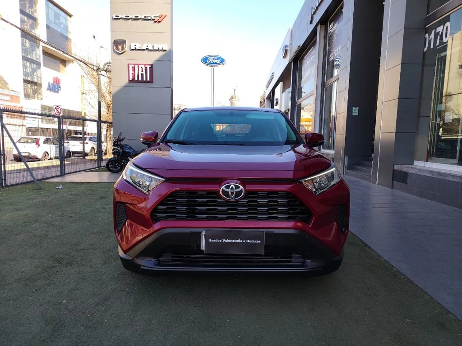 Toyota RAV4 2.0 AUT 2025 - Foto 2 de 17
