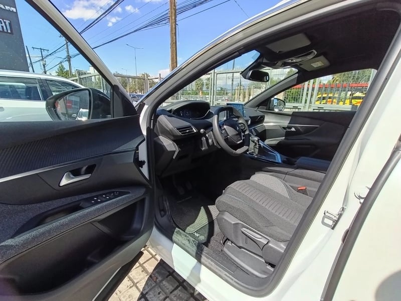 Peugeot 3008 Active Pack Puretech 130 2026 - Imagen 7 de 18