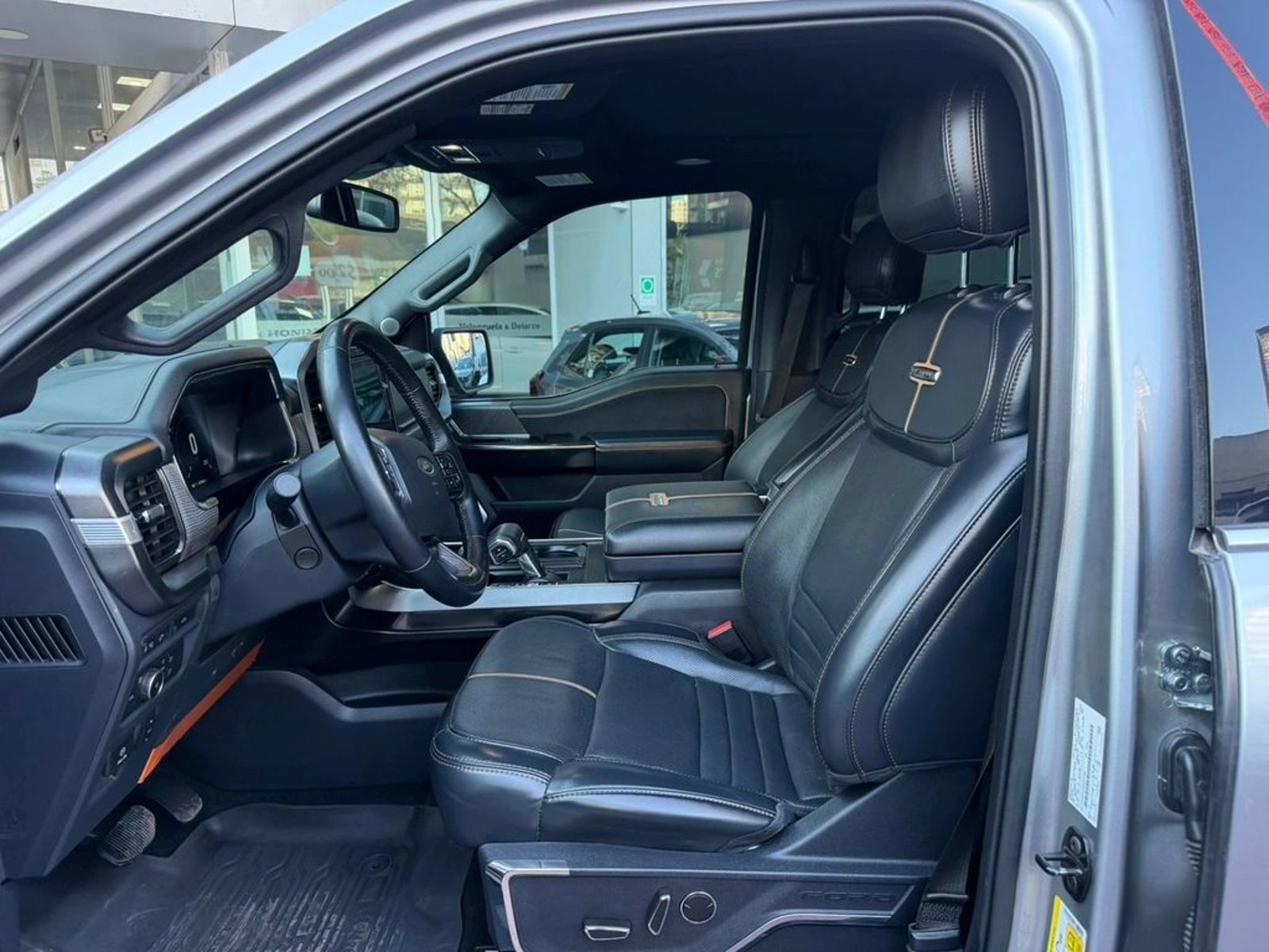 Ford F-150 Platinum 4WD AT 2023 - Imagen 9 de 16