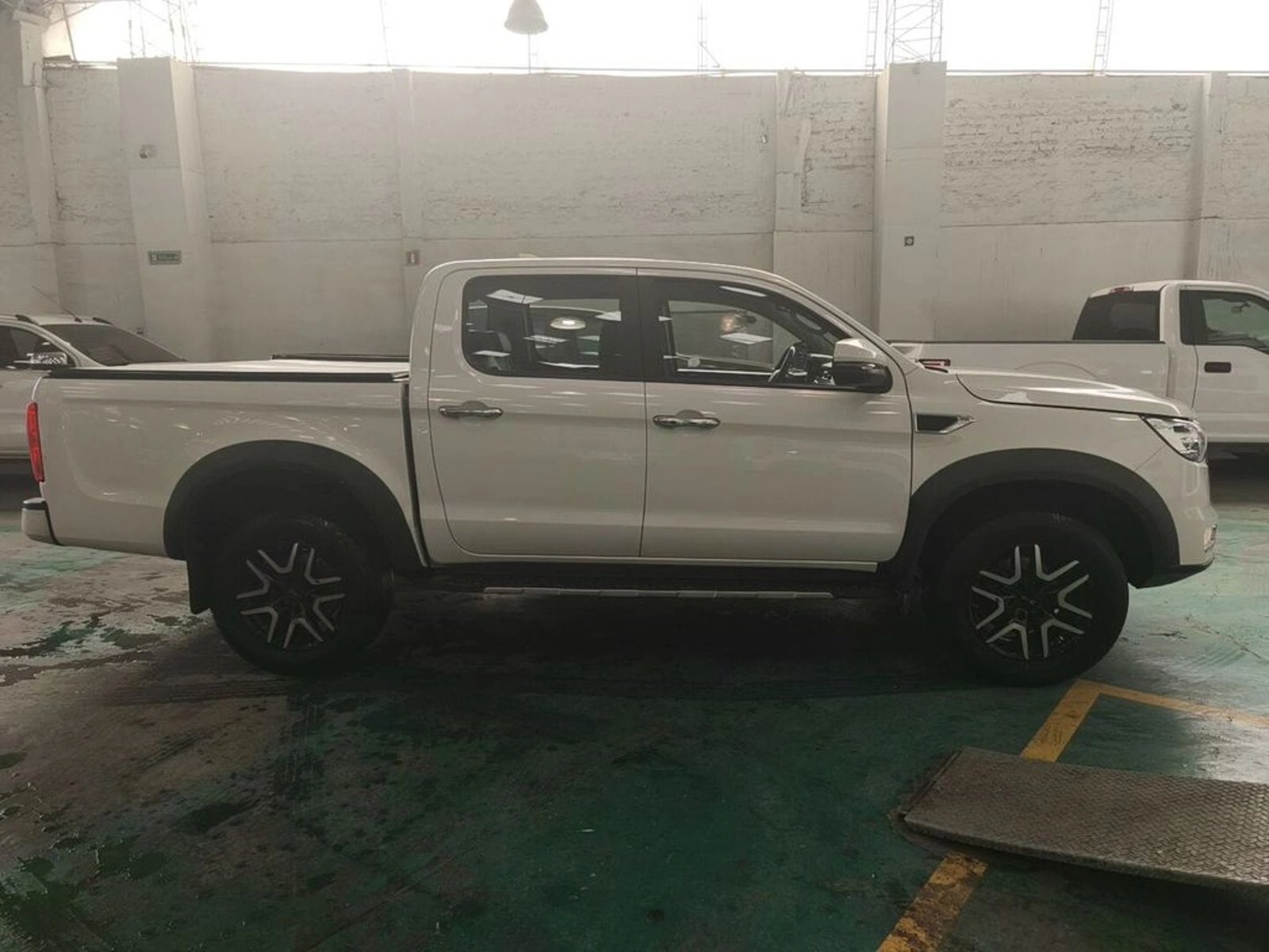 JAC T8 PRO LUXURY 2.0 2022 - Foto 4 de 14