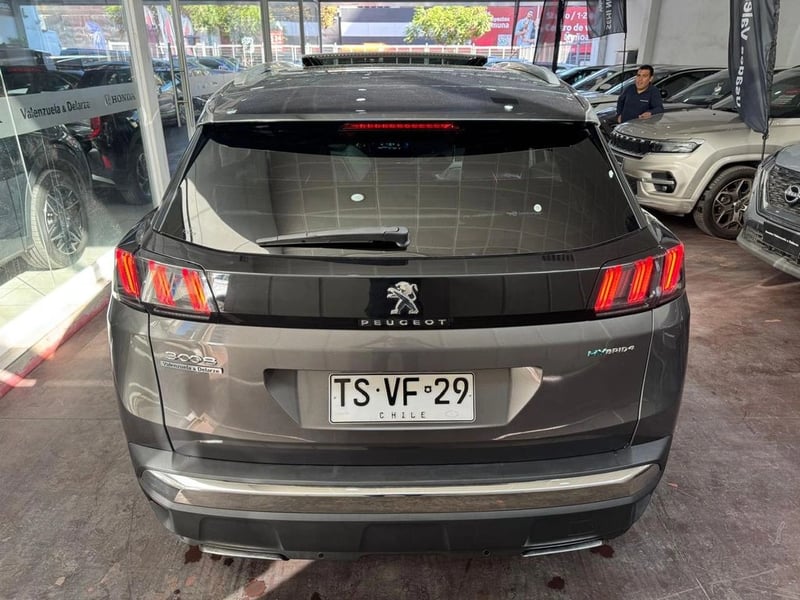 Peugeot 3008 GT HYBRID4 300 eEAT8 2025 - Imagen 5 de 18