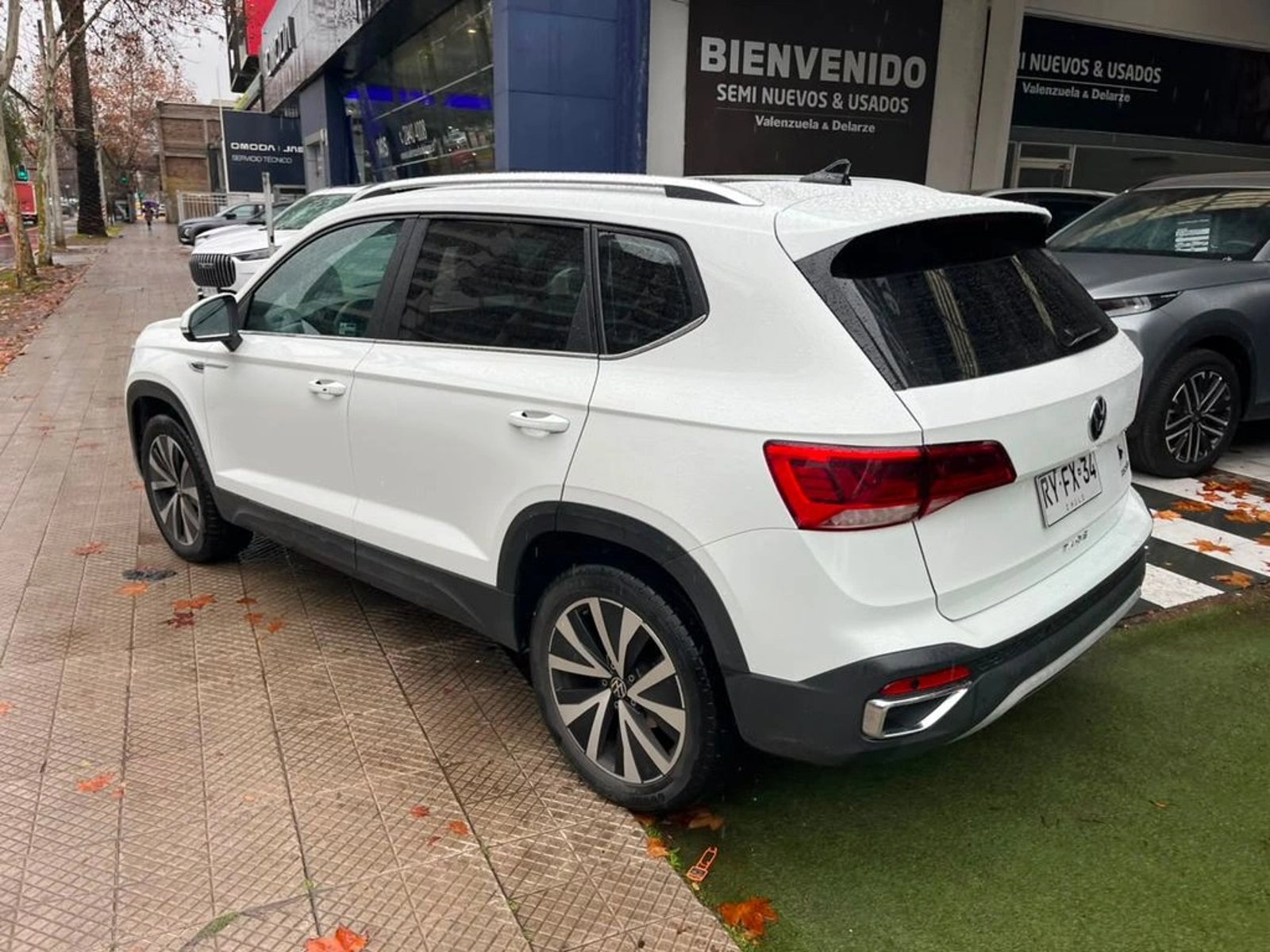 Volkswagen TAOS TSI 4X2 1.4 AUT 2022 - Foto 4 de 17