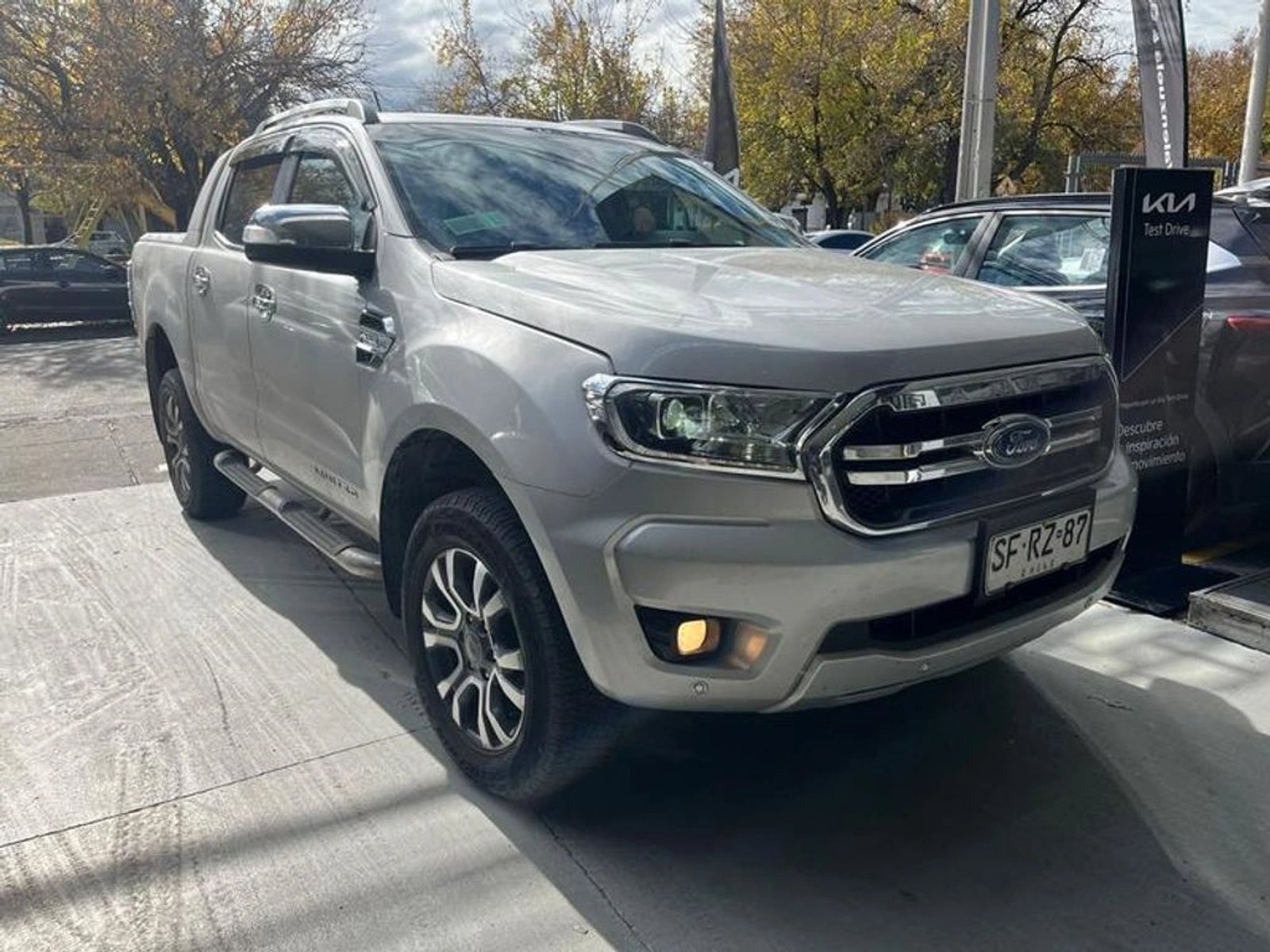 Ford RANGER LIMITED 4X4 3.2L AT 2023 - Foto 2 de 6