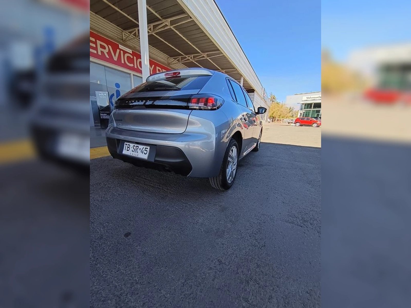 Peugeot 208 Style Puretech 75 2024 - Foto 5 de 11