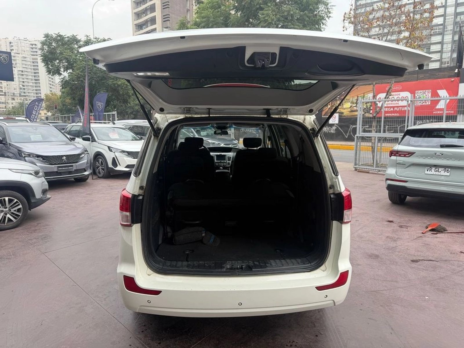 SSANGYONG STAVIC 2.2 M.T 2018 - Imagen 7 de 15