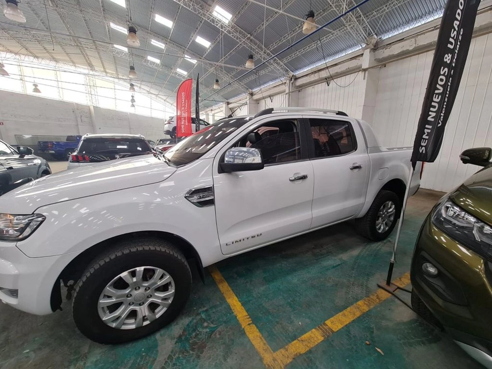 Ford RANGER XLT 4x4 3.2L 2019 - Foto 2 de 13