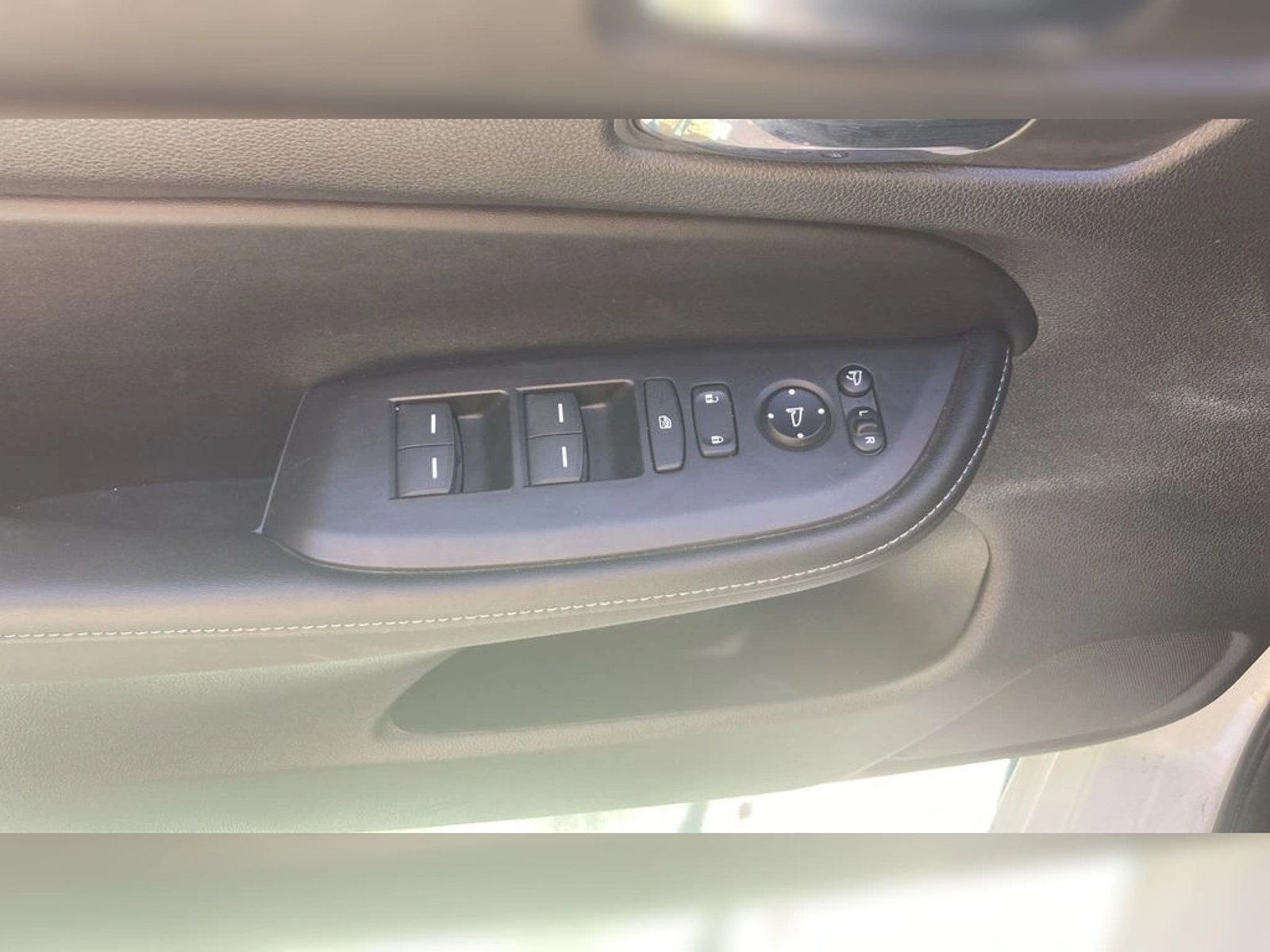 HONDA CITY EXL 1.5 AT 2025 - Imagen 9 de 16